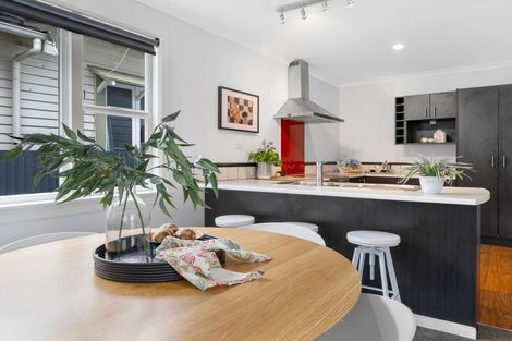 Photo of property in 537 Ferguson Street, Palmerston North, 4410