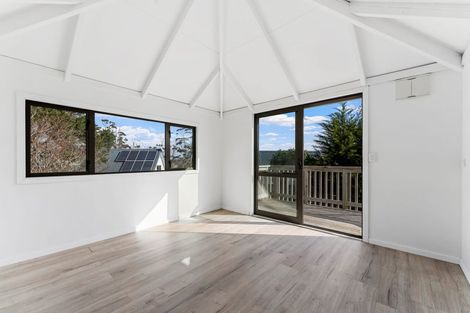 Photo of property in 7 Vipond Road, Stanmore Bay, Whangaparaoa, 0932