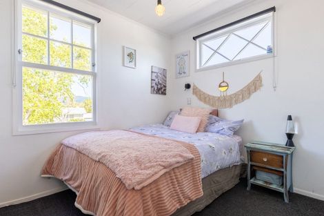 Photo of property in 35 Callender Terrace, Paraparaumu Beach, Paraparaumu, 5032