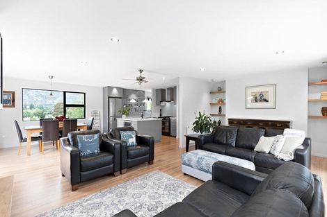 Photo of property in 289 Riverbank Road, Wanaka, 9382