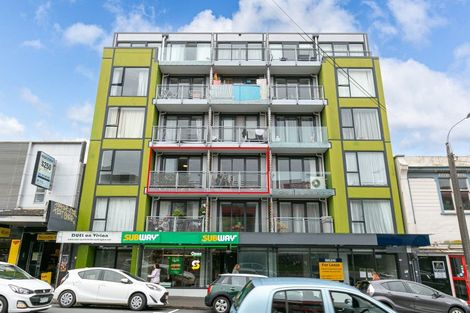 Photo of property in Dual Apartments, 210/142 Vivian Street, Te Aro, Wellington, 6011