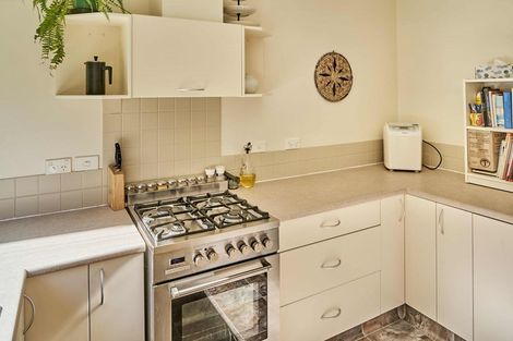 Photo of property in 31 Penryn Drive, Camborne, Porirua, 5026