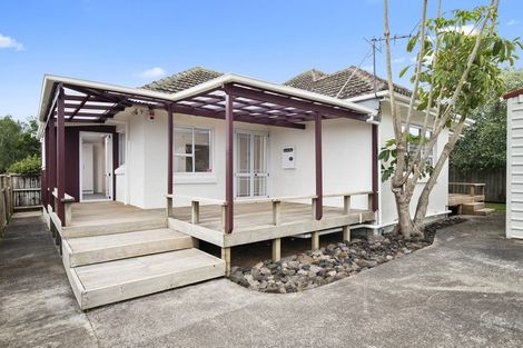 Photo of property in 230 Victoria Street West, Pukekohe, 2120
