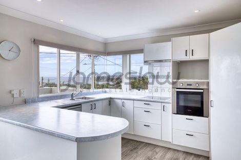 Photo of property in 25a Brightside Road, Stanmore Bay, Whangaparaoa, 0932