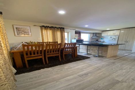 Photo of property in 13 Portrush Lane, Takanini, 2112