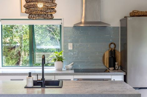 Photo of property in 12 Okoka Road, Omiha, Waiheke Island, 1081