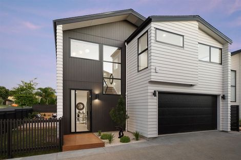 Photo of property in 7/5 Lemon Grove Lane, Greenhithe, Auckland, 0632