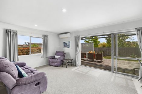 Photo of property in 16 Kedge Drive, Mangawhai, 0505