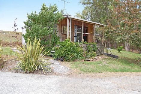 Photo of property in 87 Settlement Road, Kaiwaka, 0573