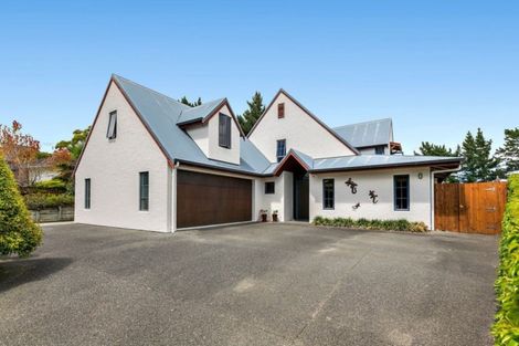 Photo of property in 77 Stableford Drive, Pyes Pa, Tauranga, 3112