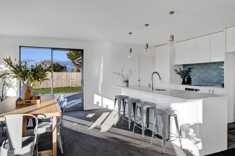 Photo of property in 4 Midsummer Avenue, Stratford, 4332