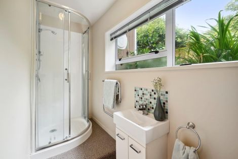 Photo of property in 44 Grand Vue Road, Kawaha Point, Rotorua, 3010