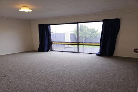 Photo of property in 43 Duckworth Crescent, Greenmeadows, Napier, 4112