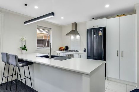 Photo of property in 10 Manawaroa Close, Grandview Heights, Hamilton, 3200