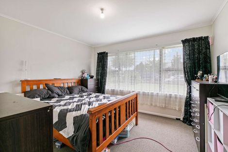 Photo of property in 15 Norma Place, Riverlea, Hamilton, 3216