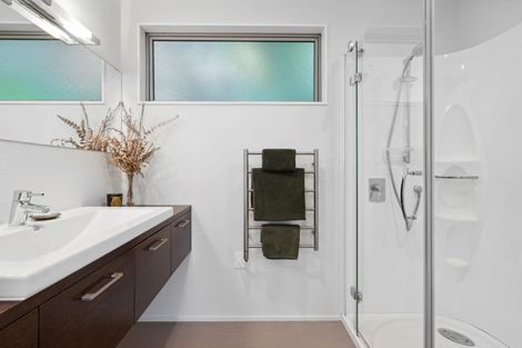 Photo of property in 29 Orangi Kaupapa Road, Northland, Wellington, 6012