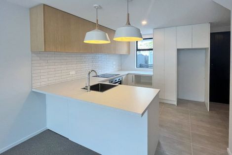 Photo of property in 6/18 New Brighton Road, Shirley, Christchurch, 8061