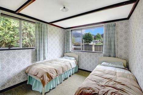 Photo of property in 21 Hugh Street, Sawyers Bay, Port Chalmers, 9023