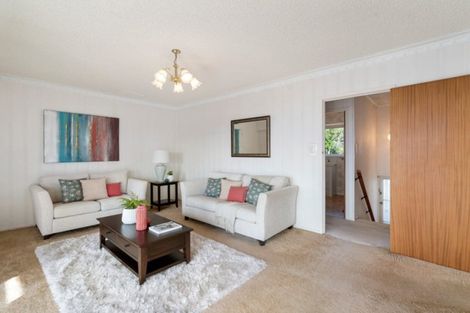 Photo of property in 1/19 Coates Road, Cockle Bay, Auckland, 2014