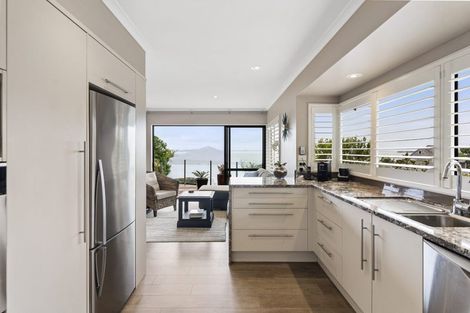 Photo of property in 161 Mellons Bay Road, Mellons Bay, Auckland, 2014