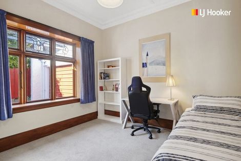 Photo of property in 10 Oakland Street, Andersons Bay, Dunedin, 9013