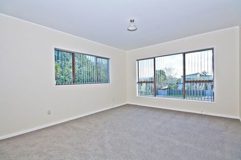 Photo of property in 171 Te Atatu Road, Te Atatu South, Auckland, 0610