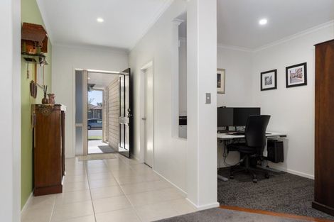 Photo of property in 94 Doncaster Drive, Papamoa Beach, Papamoa, 3118