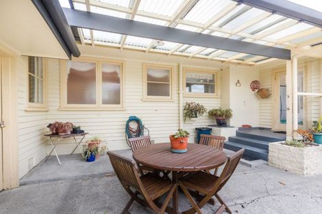 Photo of property in 22 Sheffield Street, Awapuni, Palmerston North, 4412