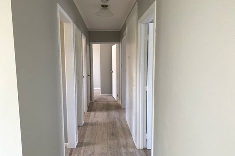 Photo of property in 12 Bryers Place, Bayview, Auckland, 0629