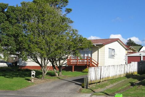 Photo of property in 24 Darnell Crescent, Clover Park, Auckland, 2019