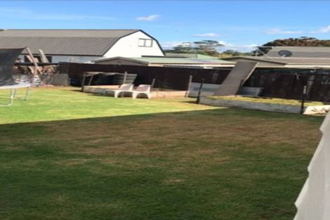 Photo of property in 8 Antalya Place, Manurewa, Auckland, 2102