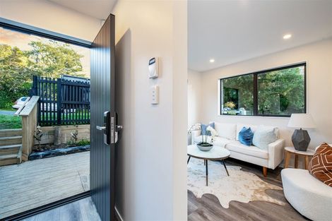 Photo of property in 50a Sherwood Avenue, Te Atatu South, Auckland, 0610