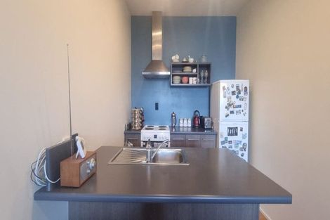 Photo of property in 50 Wynyard Crescent, Fernhill, Queenstown, 9300