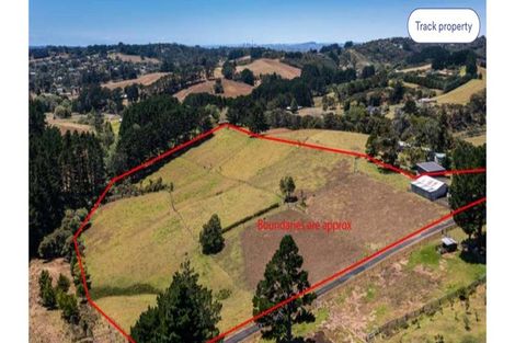 Photo of property in 51 Anzac Valley Road, Waitakere, Auckland, 0816