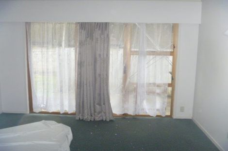 Photo of property in 27 Mack Place, Red Hill, Papakura, 2110