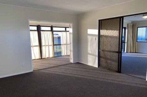 Photo of property in 15 Awatoto Road, Meeanee, Napier, 4183