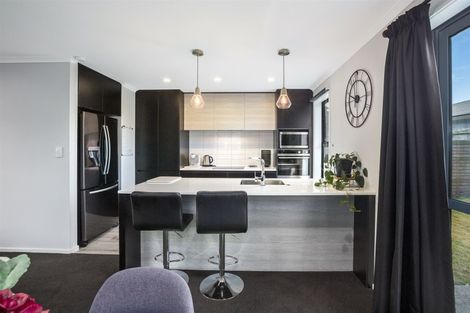 Photo of property in 1e Breakwater Way, Whitby, Porirua, 5024