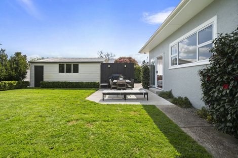 Photo of property in 42 Park Road, West End, Palmerston North, 4412