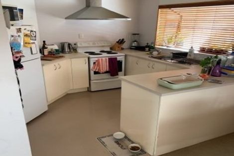 Photo of property in 1/16 Heathglen Place, Bayview, Auckland, 0629
