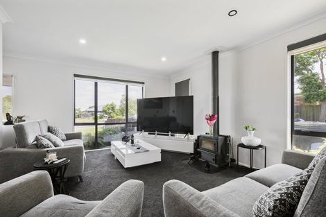 Photo of property in 18 Parkinson Place, Woodend, 7610