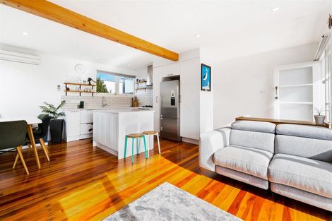 Photo of property in 45 Totara Road, Te Atatu Peninsula, Auckland, 0610