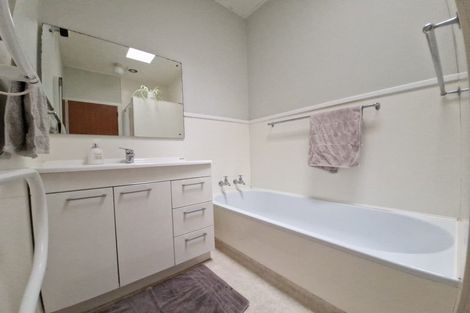 Photo of property in 113a Mcleod Street, Camberley, Hastings, 4120