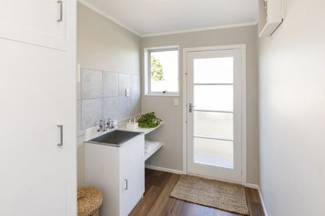 Photo of property in 17 Banks Place, Rangiora, 7400