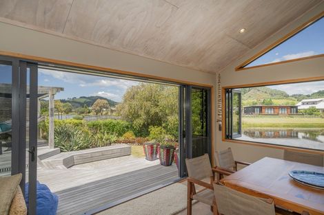 Photo of property in 13 Martin Place, Cooks Beach, Whitianga, 3591