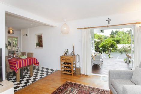 Photo of property in 72 Endcliffe Road, Kaiti, Gisborne, 4010