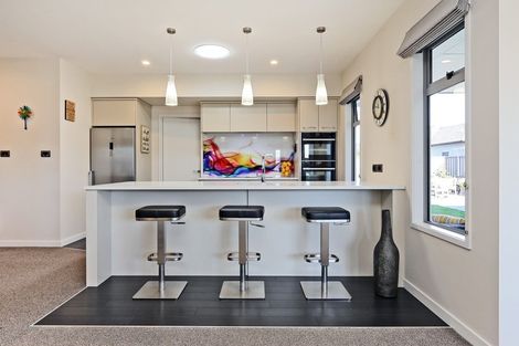 Photo of property in 39 Kapiti Drive, Poraiti, Napier, 4112