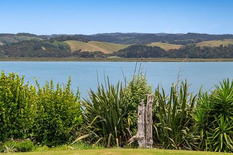 Photo of property in 71 Goodall Road, Snells Beach, 0920