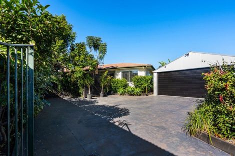 Photo of property in 57a Church Road, Taradale, Napier, 4112
