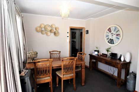 Photo of property in 17 Burgoyne Street, Woodville, 4920