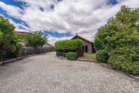 Photo of property in 89 Rob Roy Lane, Wanaka, 9305